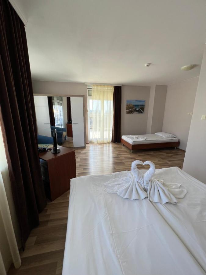 Hotel Incognito Pomorie Buitenkant foto