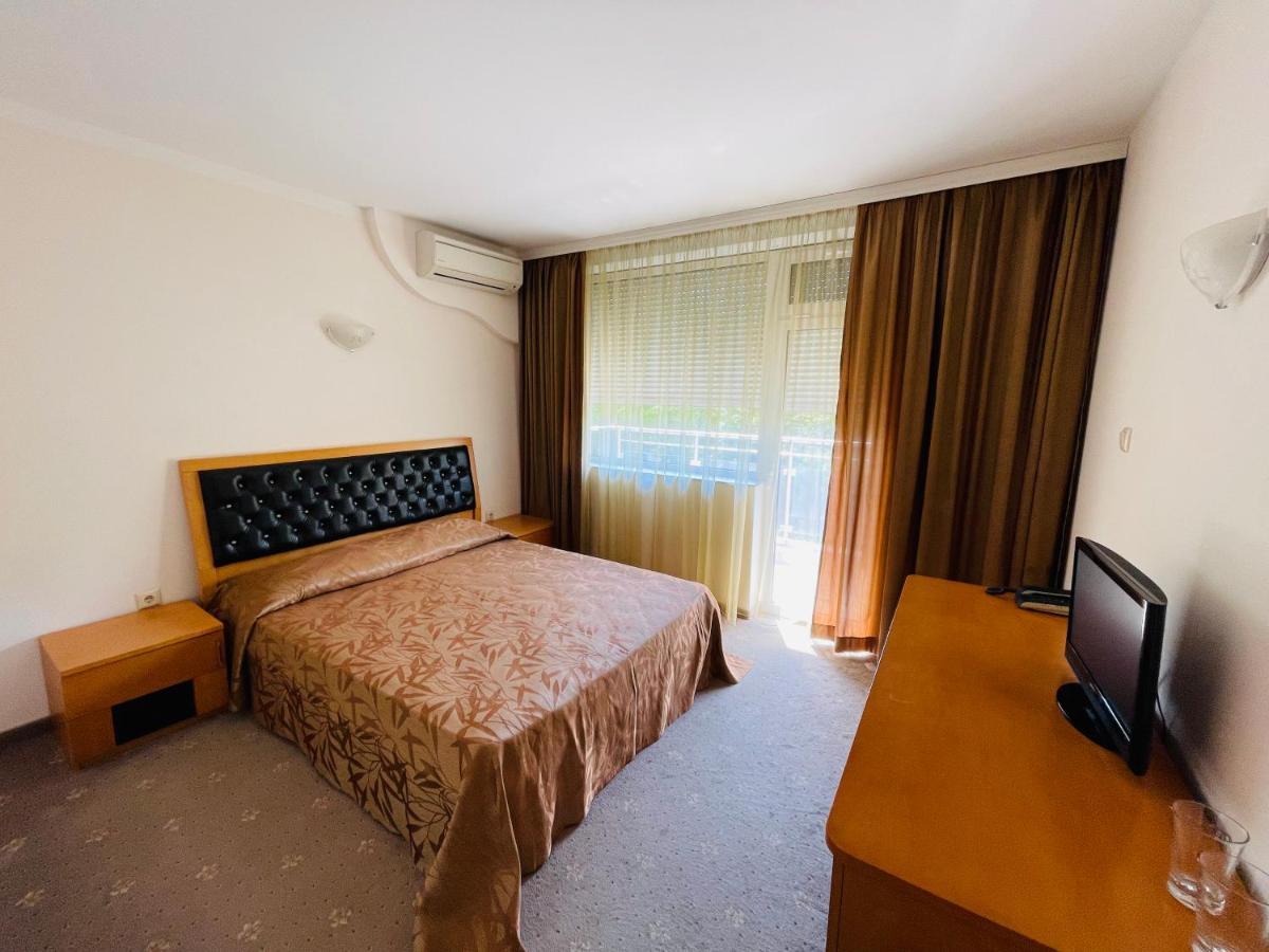 Hotel Incognito Pomorie Buitenkant foto