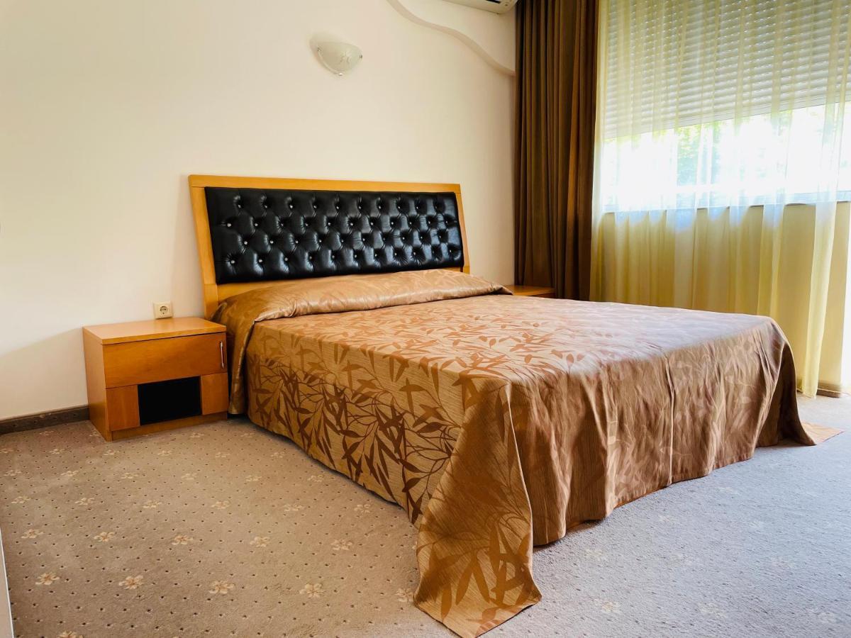 Hotel Incognito Pomorie Buitenkant foto