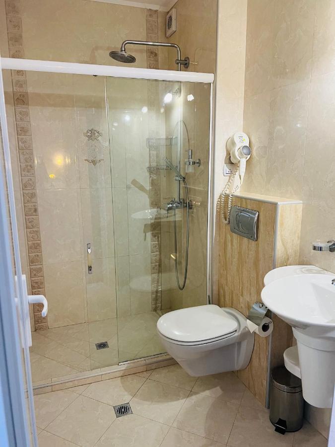 Hotel Incognito Pomorie Buitenkant foto