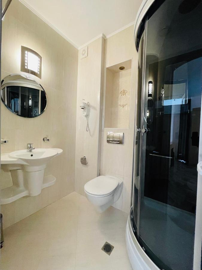 Hotel Incognito Pomorie Buitenkant foto
